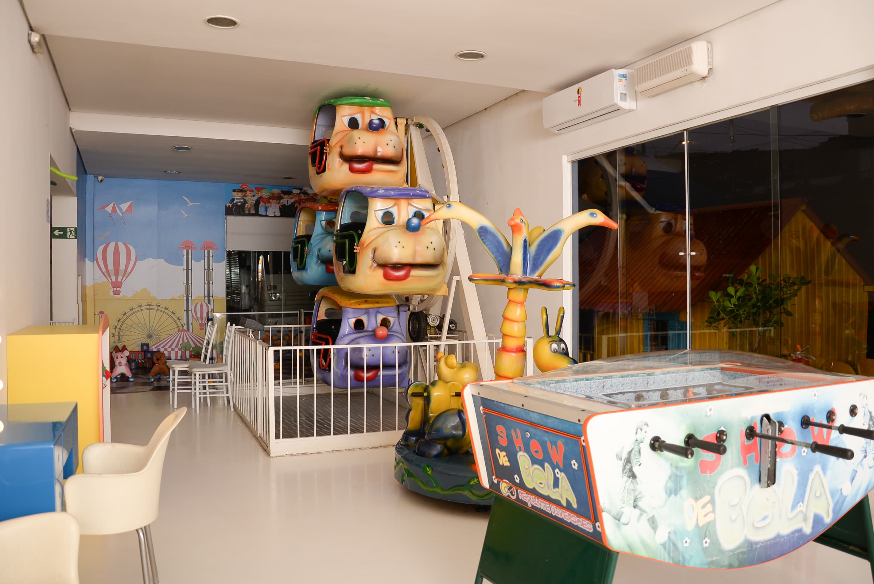 Fantastic World — ambiente e estrutura (2)