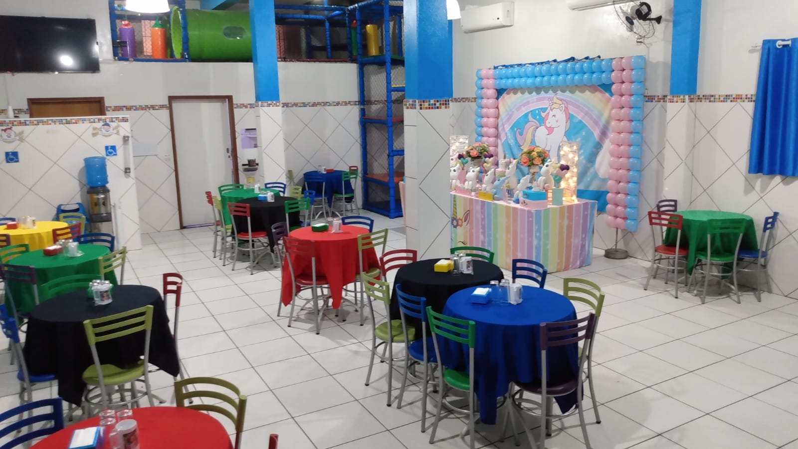 Buffet BomBom — ambiente e estrutura (1)