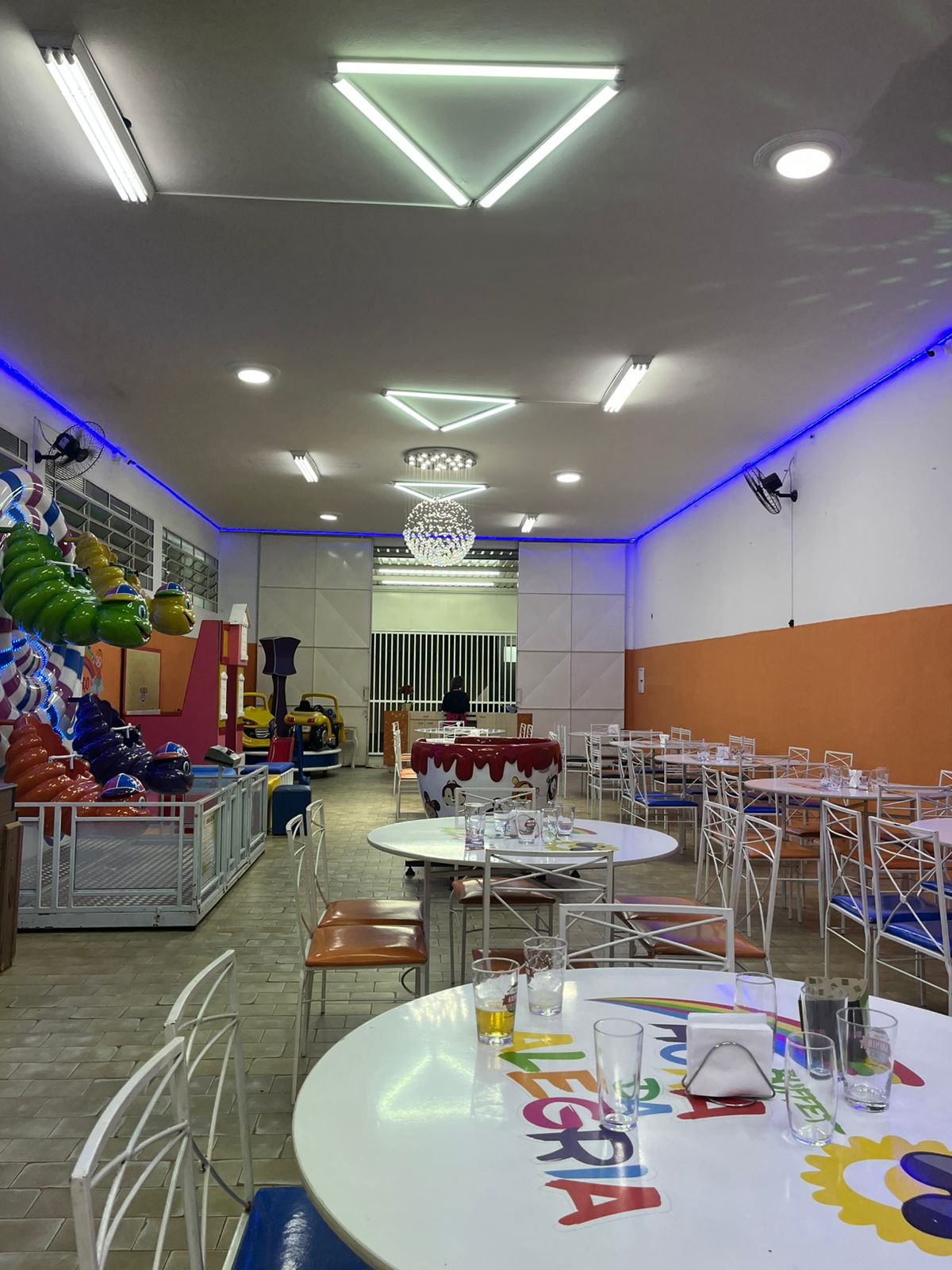 Buffet Hora da Alegria — ambiente e estrutura (4)